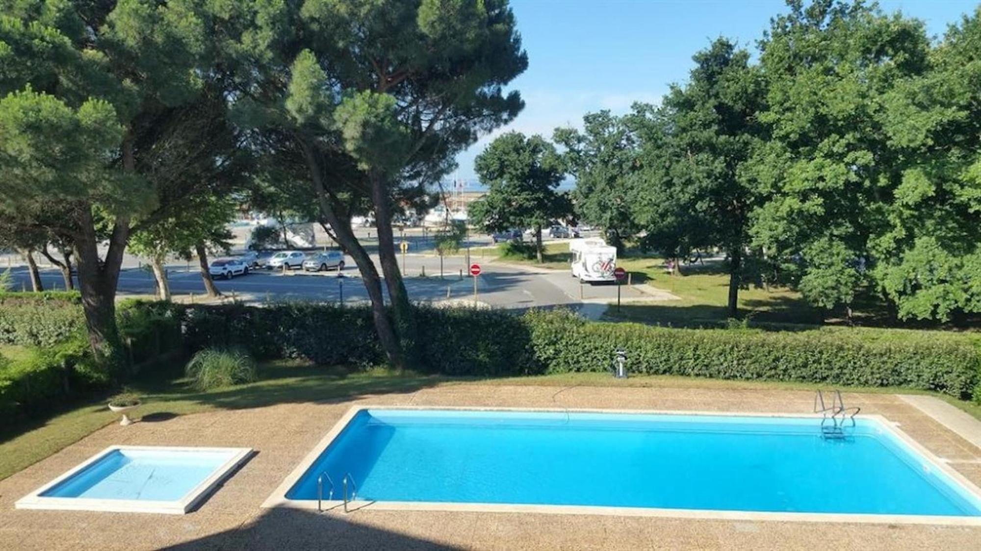 Du Port 30 à - Vue Bassin Appartement *